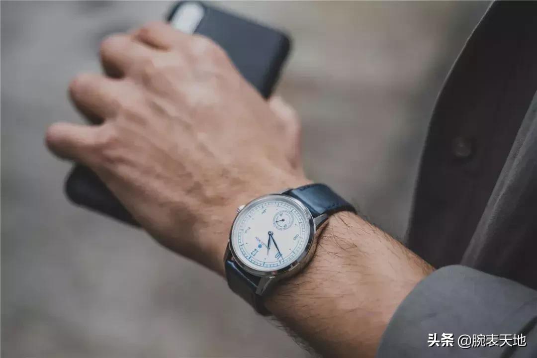 买什么表能挣钱,买什么表省钱有面子