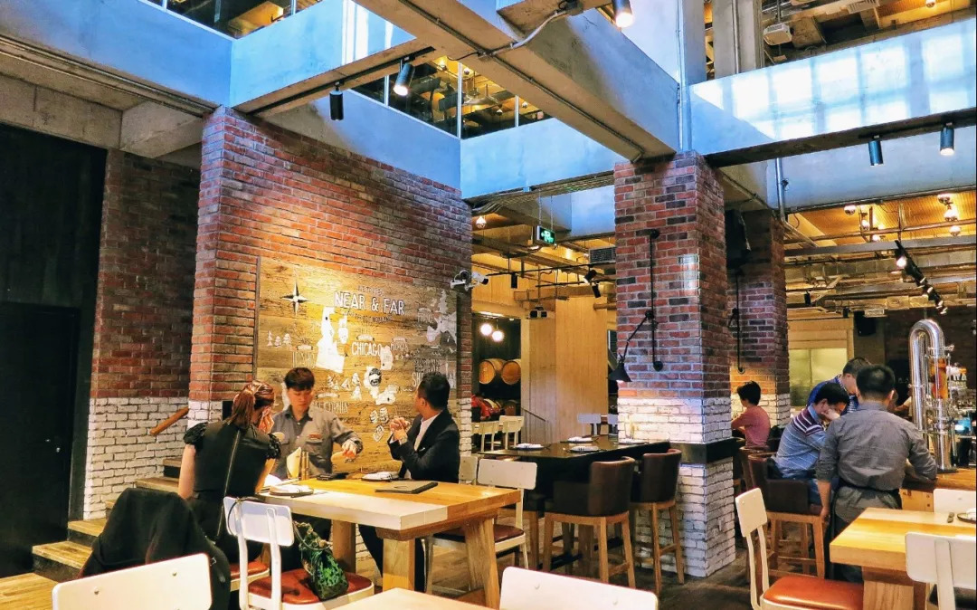 试错中的百威英博ZX部门,能教给国产啤酒什么?