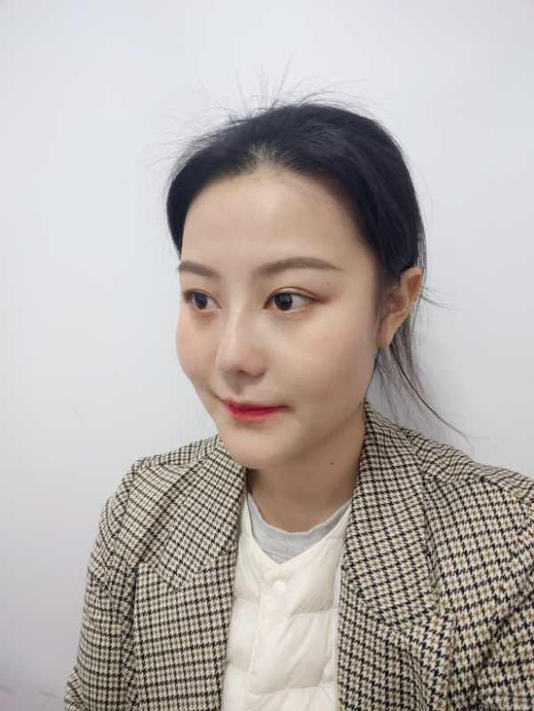 五官扁平的大饼脸,大饼脸和扁平五官怎样自救