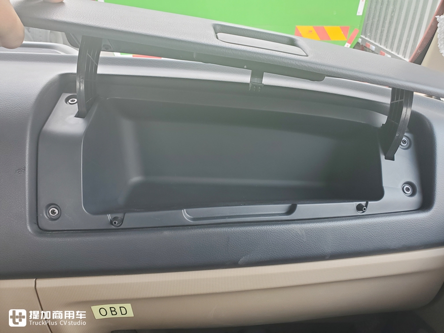 豪沃tx7最新版燃气车好吗,重汽豪沃tx7原车屏安装倒车影像