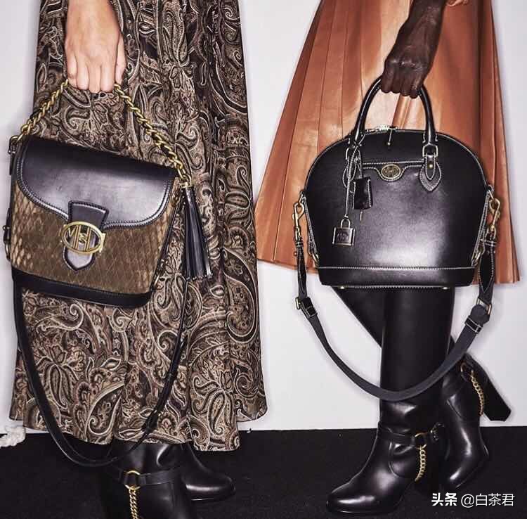 mk新款复古印花小包包,mk秋冬经典黑色包