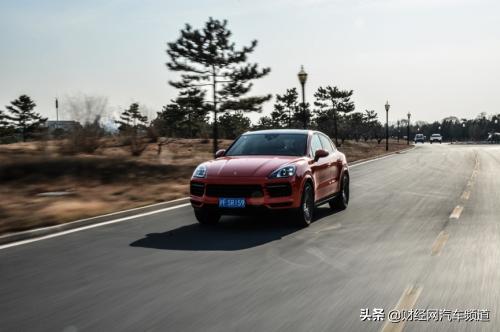 保时捷cayennes,保时捷新出的cayennee-hybrid2.0t试驾