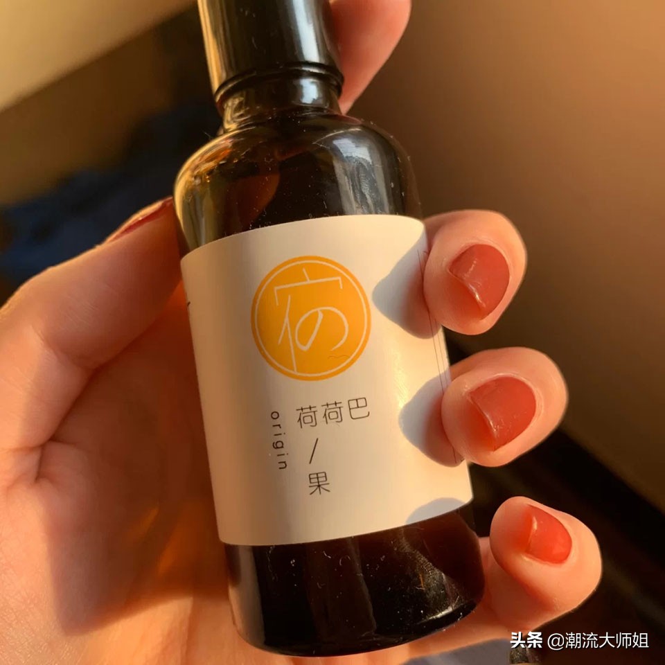 鸡蛋液去黑头有效吗,干货分享去黑头小诀窍让皮肤美腻