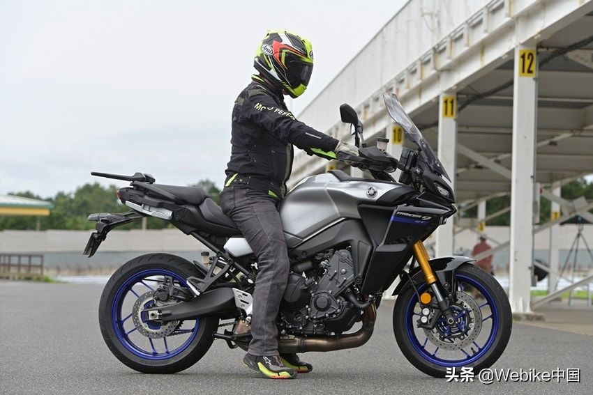 闆呴┈鍝坱racer9鍥藉唴鍞环,闆呴┈鍝坱racer9gt璇勬祴