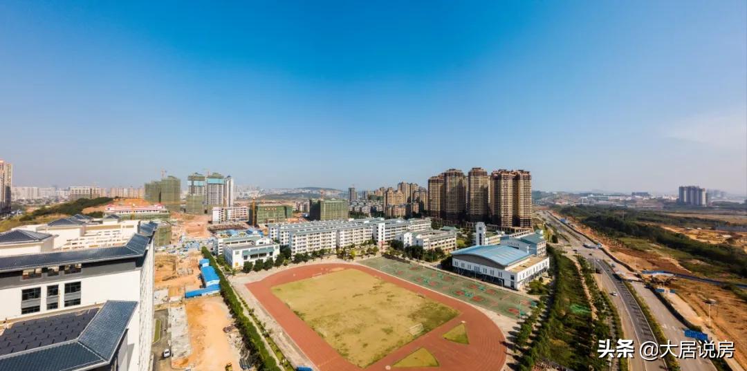 曾一度被看好，如今却陷入争议，龙岗没有前途了？