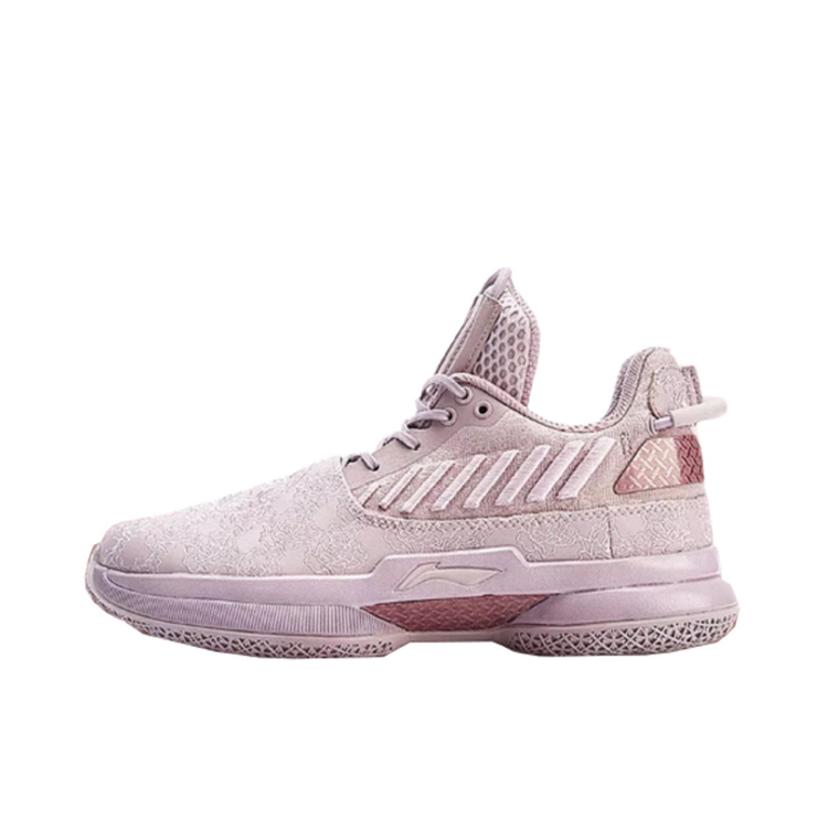 300到400颜值篮球鞋,颜值高的200左右篮球鞋