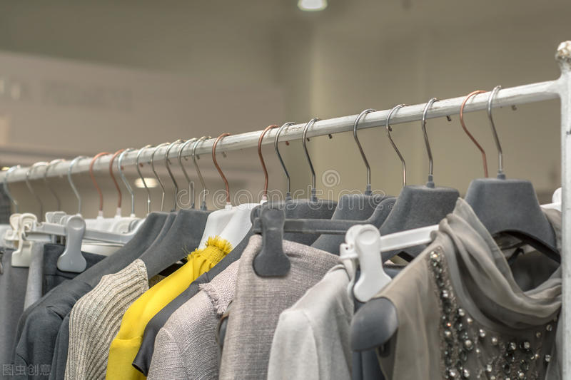 被原生家庭拖累得很严重,被原生家庭的拖累造成一生的贫穷