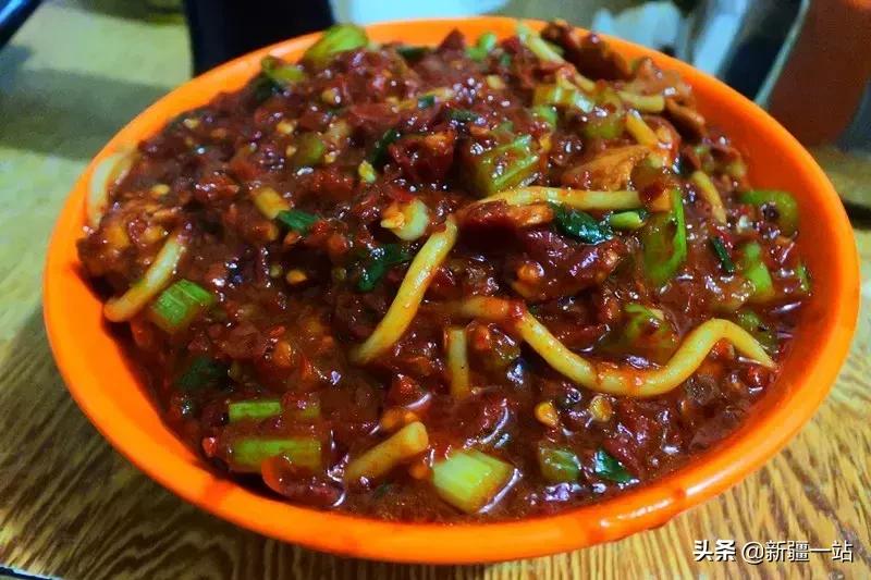 乌鲁木齐美食网红牛腩米粉,乌鲁木齐米粉推荐排行榜