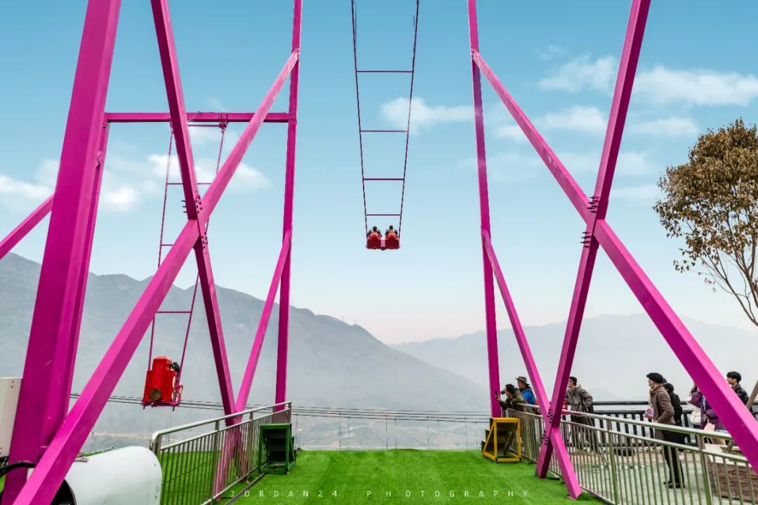 春节假期好去处，打卡巫山“悬崖”上的游乐场「图文、视频」