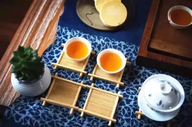 每个人的心中都有瓦尔登湖,每个人心中都有贝加尔湖畔