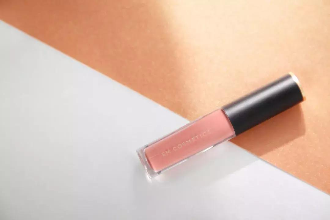 杨幂和刘雯同款口红,杨幂刘雯的口红色号是多少