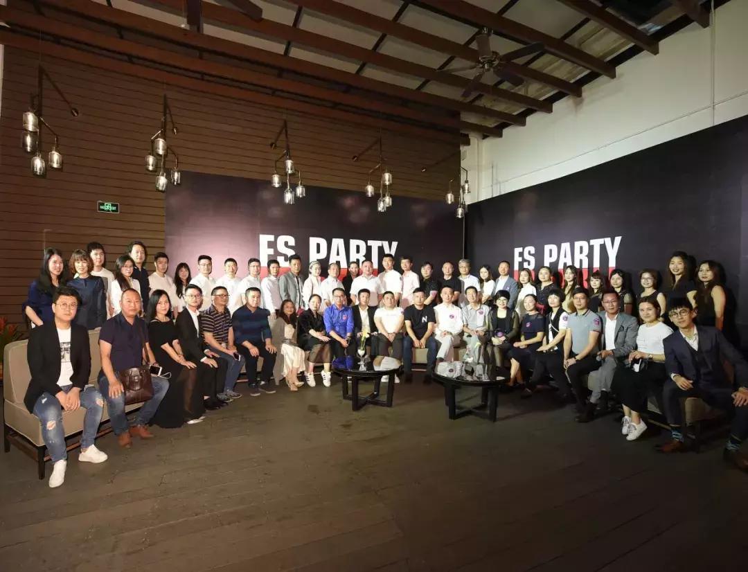 预热:服装人将齐聚FS2019春季展,共赴盛宴,共襄盛举!