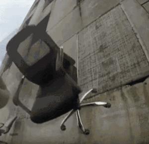 赶快检查伱坐的椅子…避免被*菊爆**…虽然标题很粗鄙…