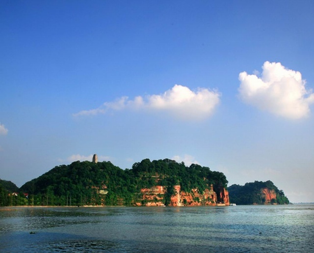 假期最适合四川旅游的地方,四川哪些地方比较适合出游