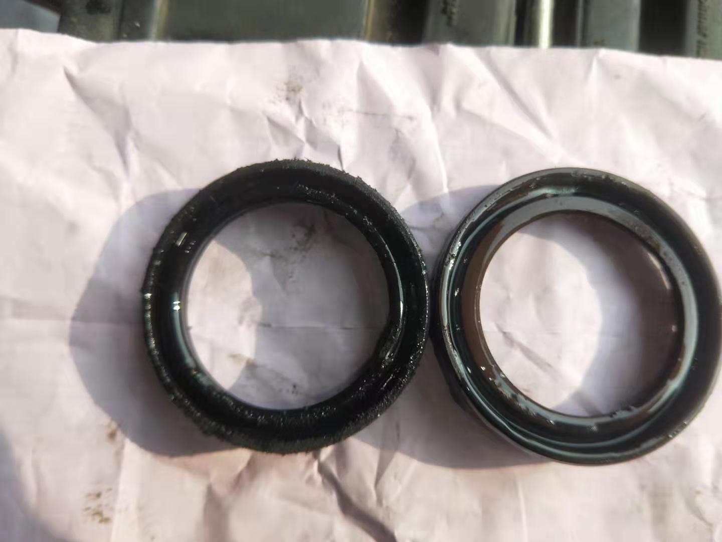 打方向异响颠簸路面不响,汽车打方向和坑洼异响