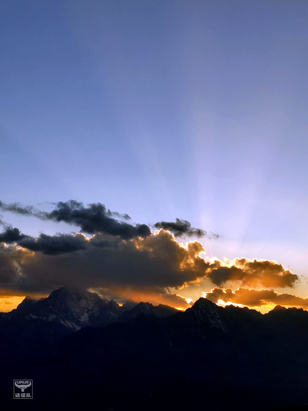 稻城亚丁至玛娜茶金如何走,四川木里县到玛娜茶金自驾