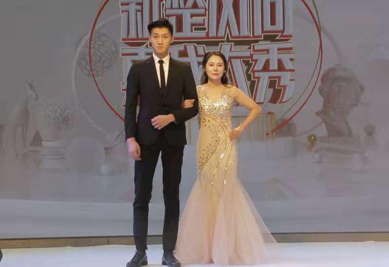 2016整形真人秀,新疆形象模特走秀