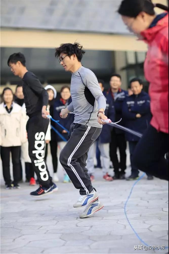 用美好践行生活，奥伦达部落凭20年深耕在企业峰会备受瞩目