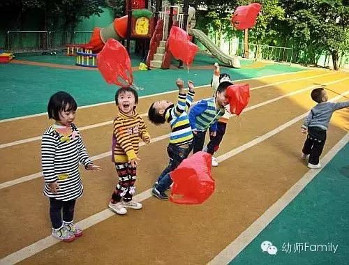 幼儿园户外游戏小班最新版,幼儿园春季户外游戏