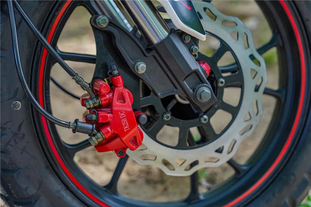 1万出头拉力车推荐,2021款银钢铁拳250评测视频