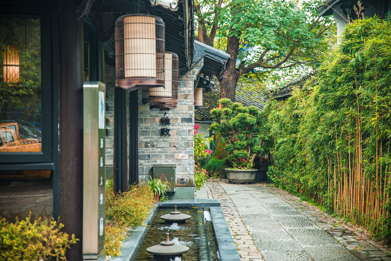 住进三口之家,住进这家避暑酒店赏绝美自然风光