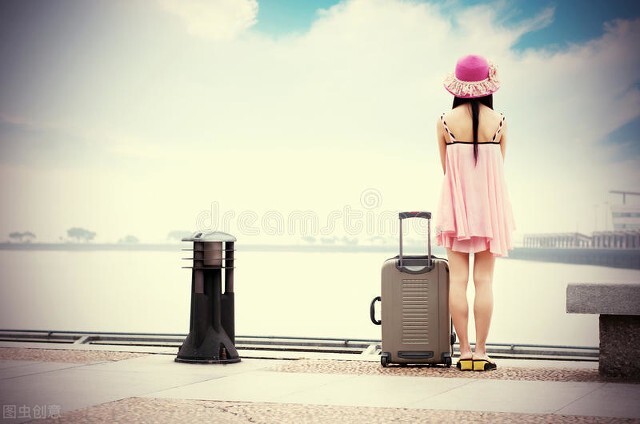 女生臀部有黑斑怎么办,女性屁股上有条纹是什么原因