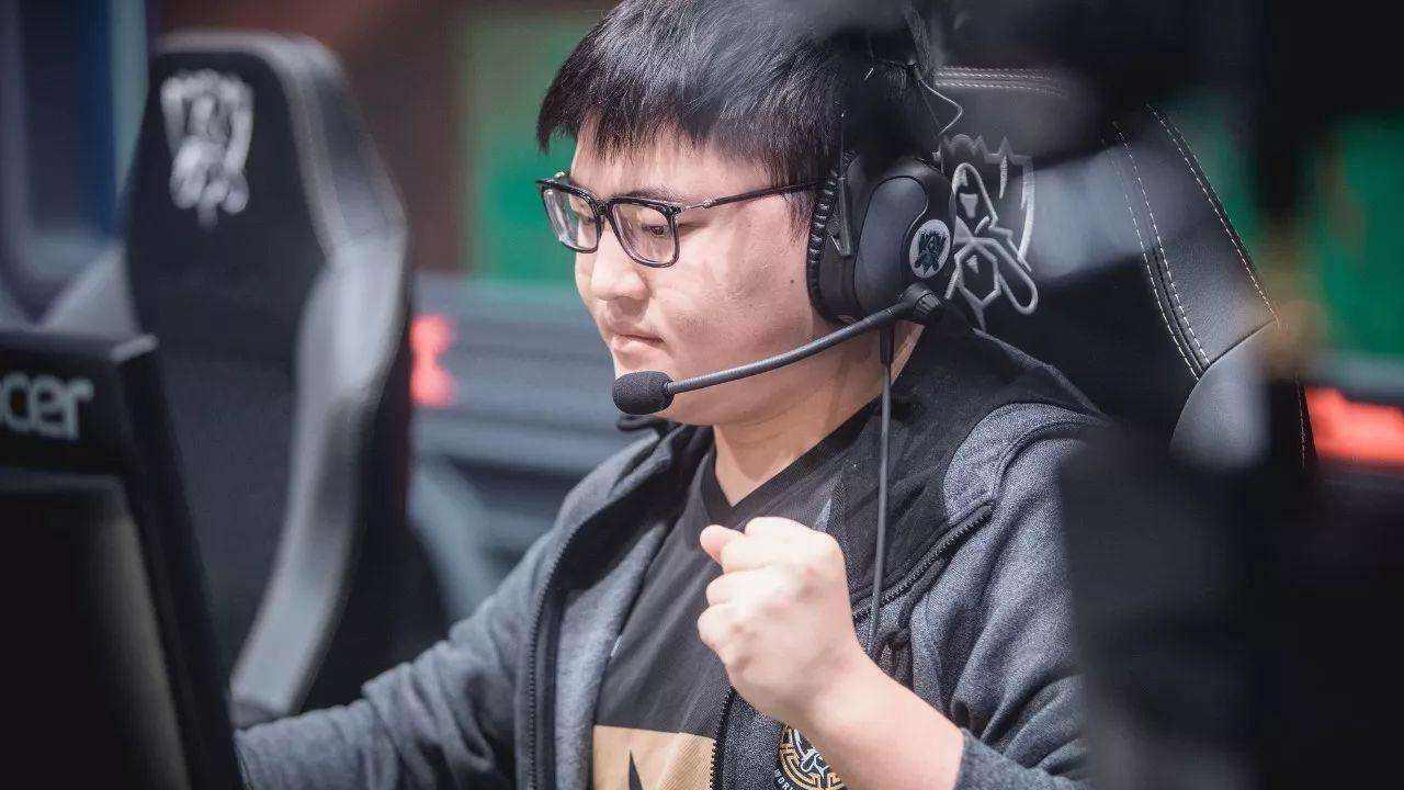 英雄联盟最冷门英雄ad,lol新版本蛇女ad