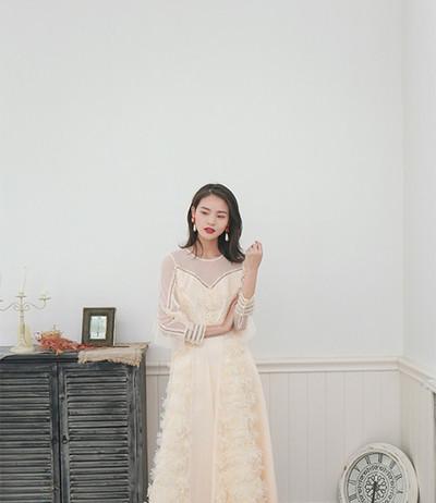 开一家女装品牌折扣店需要多少钱,一家很有名的女装店