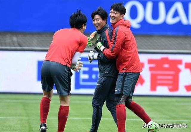 区楚良世界第一门将,申花门将区楚良