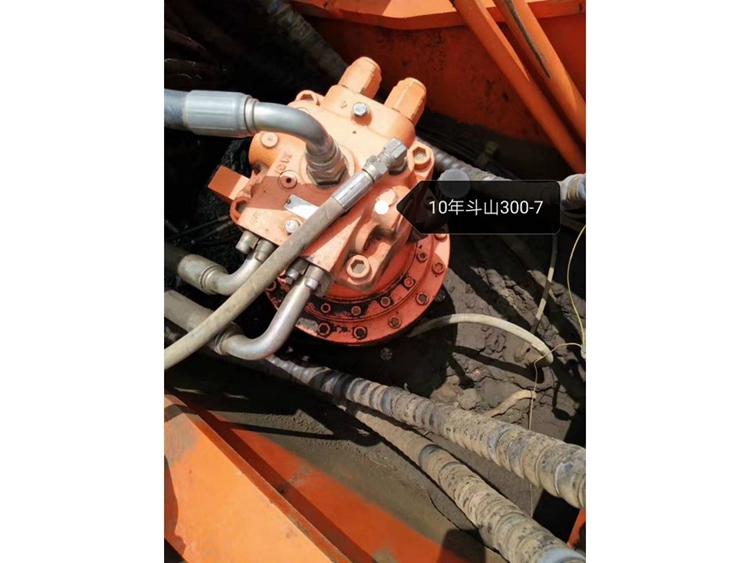 新疆二手斗山300挖机,斗山300挖掘机价格