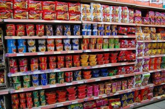 10万平方公里，1.64万亿美元GDP，被财阀控制的韩国真的是小国吗