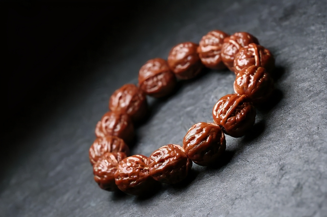 文玩小核桃手串蛇结结尾,文玩小核桃手串最容易忽视的地方