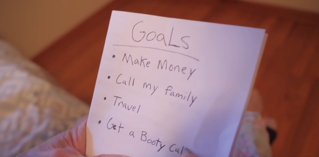 93岁奶奶恶搞27岁孙子,一夜爆红!1300万网友围观:奶奶太坑了