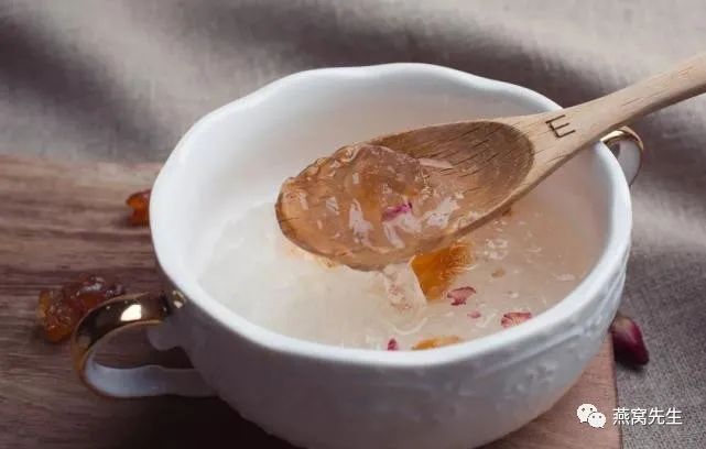 怎么才能辨别真假燕窝呢,辨别燕窝真假的最简单办法