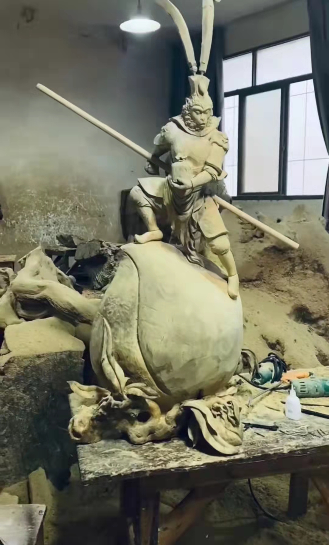 学习根雕一个月能挣多少钱,做生意都以为很赚钱其实没利润