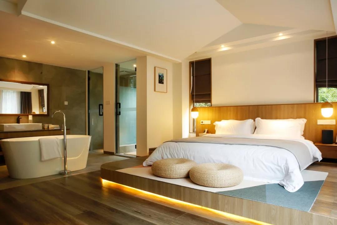 青城山别有洞天山居民宿,青城山肆禧山外民宿海拔