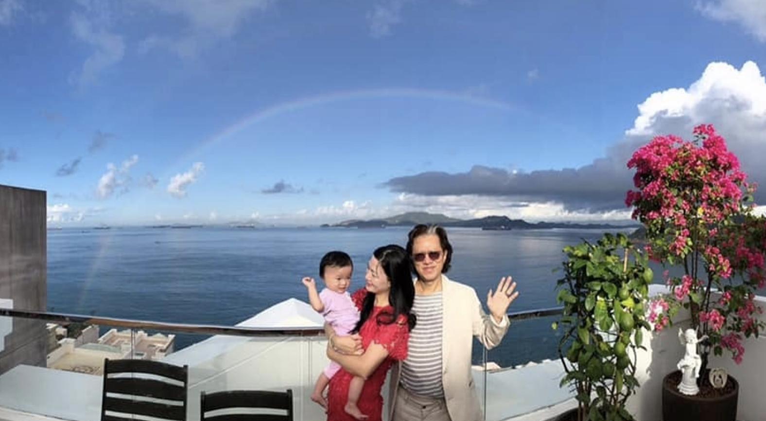 陈少霞陪富商丈夫出席婚宴,陈少霞携富商老公亮相