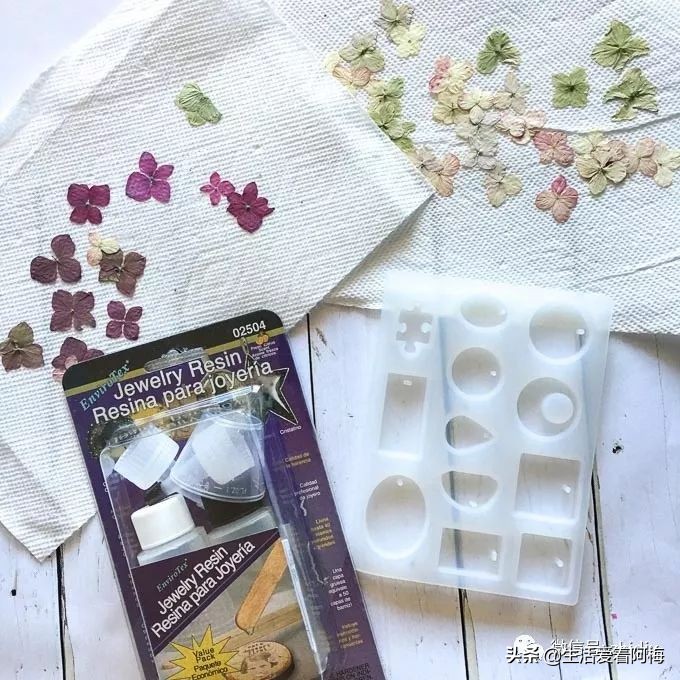 diy手工滴胶都需要准备什么,滴胶手工入门教程