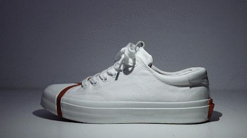 34年老牌鞋厂跟匡威正面刚！年销2000万双，暴走8小时不累脚