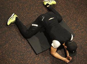 深蹲蹲不下去解决办法,深蹲髌腱拉伸很痛蹲不下去