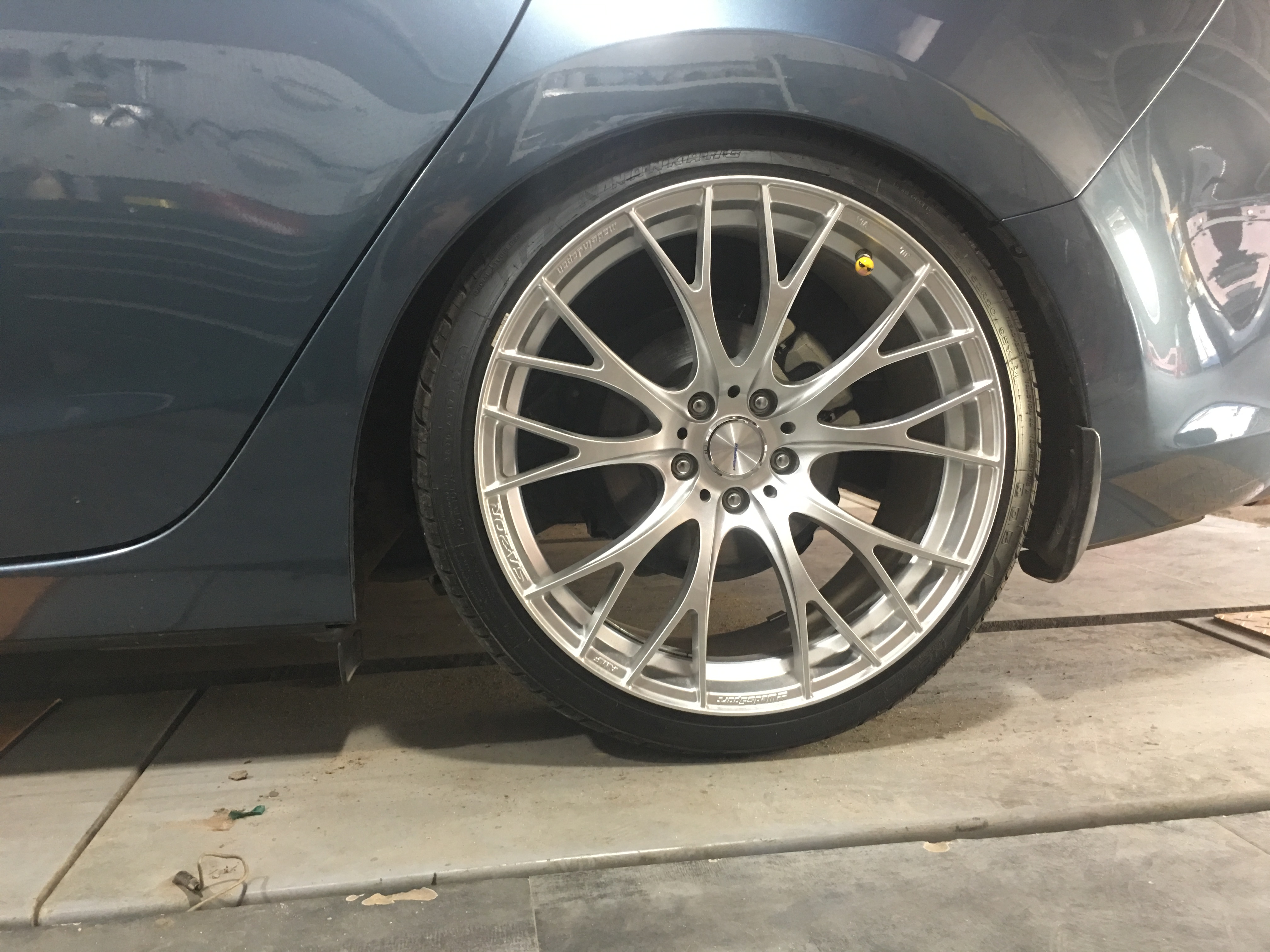 马自达阿特兹改装绞牙避震价格,2018款马自达阿特兹2.5轮毂改装