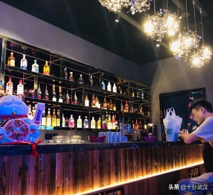武汉十大演艺酒吧排行,武汉有名酒吧