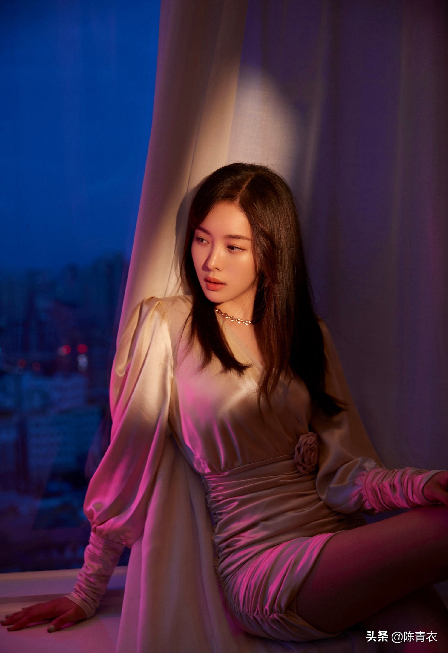 赵尧珂山茶花写真,赵尧珂连衣裙图片