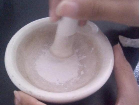 养花用阿司匹林浇花方法,啤酒加阿司匹林正确浇花使用方法