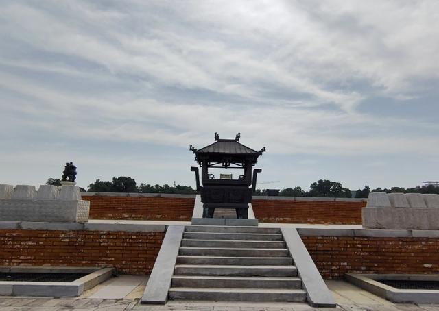 北京的坛庙文化——皇地祗神的祭坛和史铁生《我与地坛》