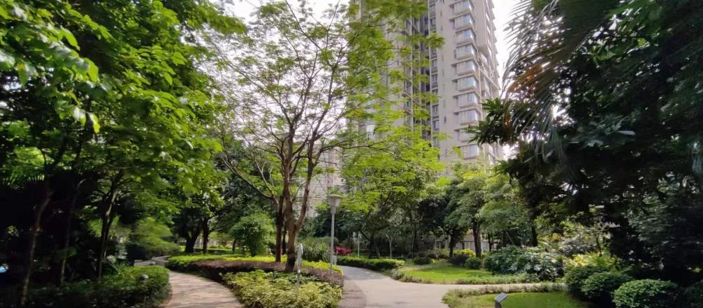 广州万科金域蓝湾与御金沙哪个好,御金沙和金域蓝湾哪个好