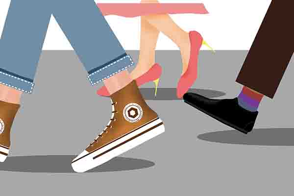 走路时膝盖后面咯噔响是怎么回事,走路下蹲时膝盖咯吱响