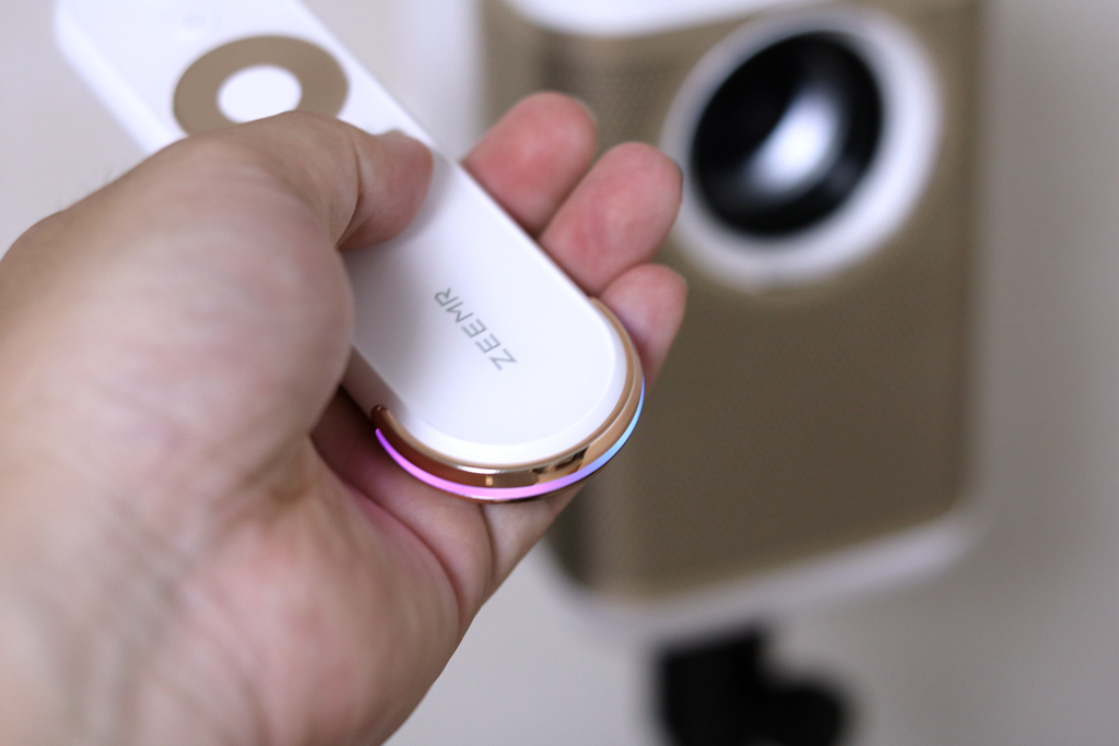 智能投影仪能当显示器吗,智能投影仪能侧投吗