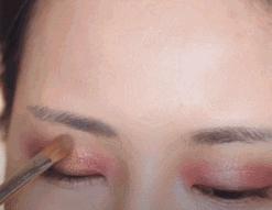 如何画比较妖艳的眼妆,初学者怎么画又纯又欲的眼妆