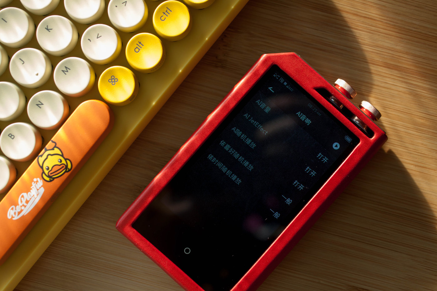 指标爆表的新旗舰声音强悍无敌COWON爱欧迪PL*放播**器